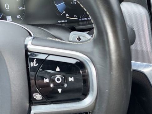 Used 2020 Volvo S90 T6 R-Design image 37