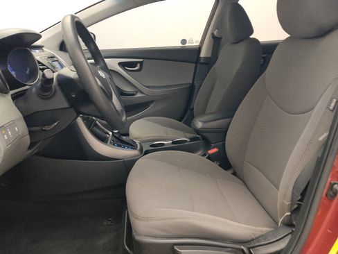 Used 2016 Hyundai Elantra SE FWD image 17