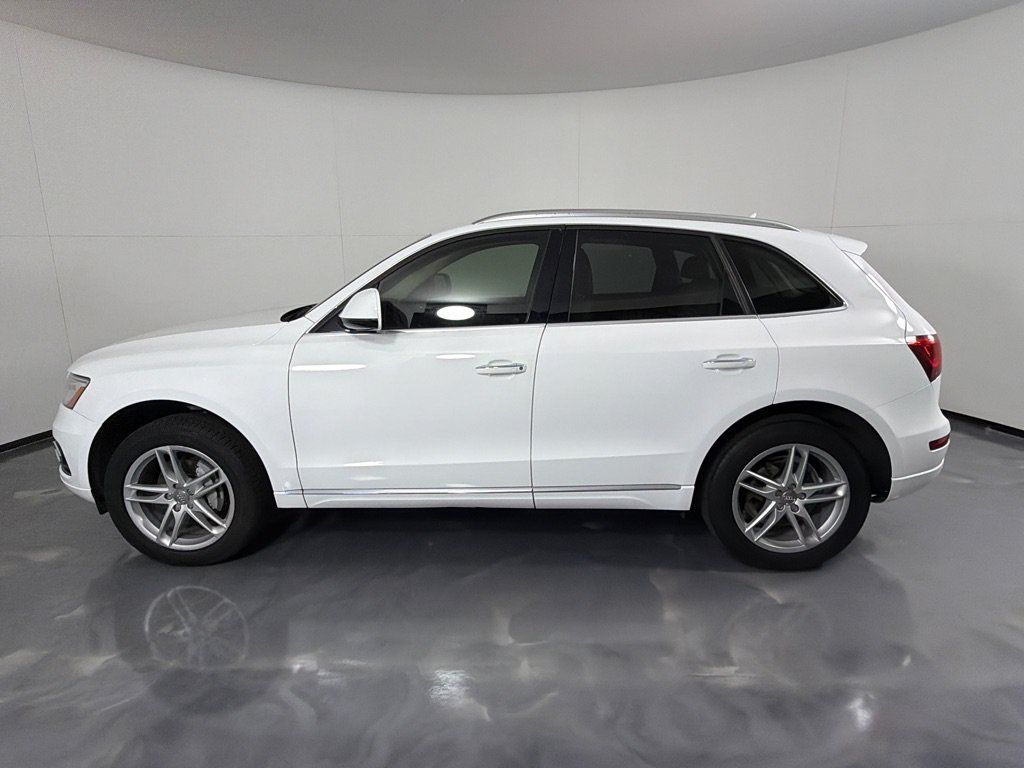 Used 2017 Audi Q5 2.0T Premium AWD/4WD image 8
