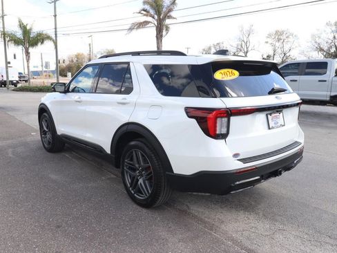 New 2026 Ford Explorer ST-Line w/ ST-Line Street Pack RWD image 11