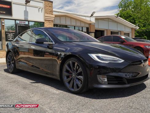 Used 2017 Tesla Model S 100D AWD/4WD image 9