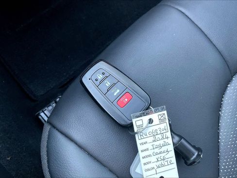 Used 2024 Toyota Camry XSE image 12