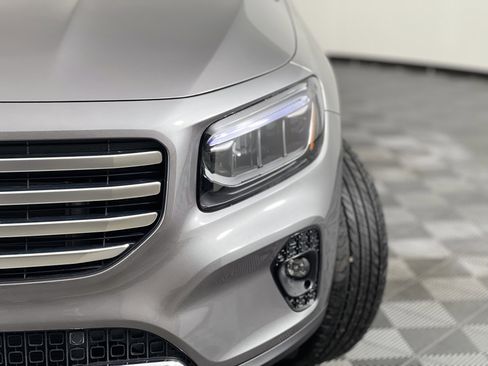 New 2026 Mercedes-Benz GLB 250 4MATIC image 7