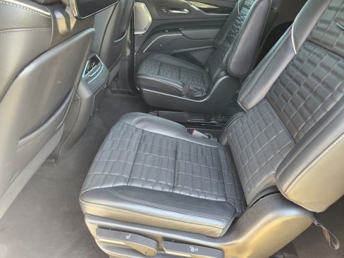 Certified 2023 Cadillac Escalade ESV V AWD/4WD image 14