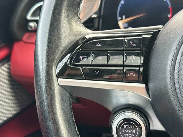Used 2023 Maserati Grecale Modena AWD/4WD image 29