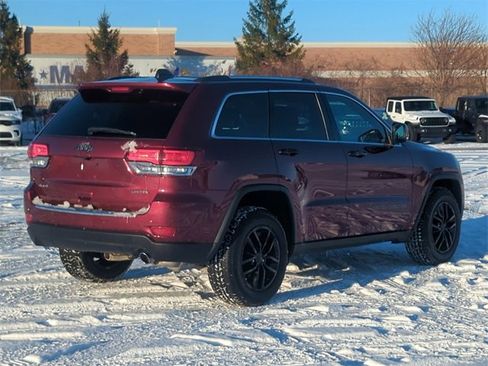 Used 2021 Jeep Grand Cherokee Limited image 3