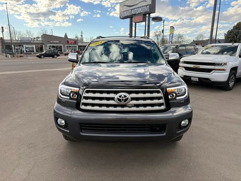 Used 2014 Toyota Sequoia Platinum w/ Preferred Accessory Package image 4