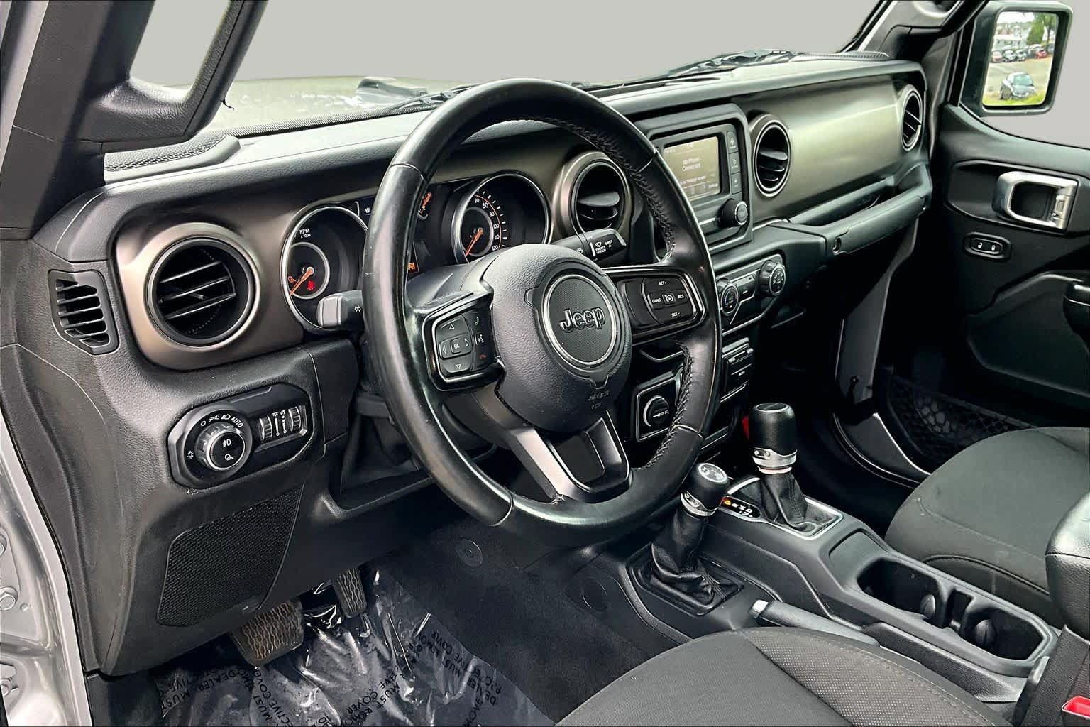 Used 2020 Jeep Gladiator Sport w/ Quick Order Package 24S AWD/4WD image 18