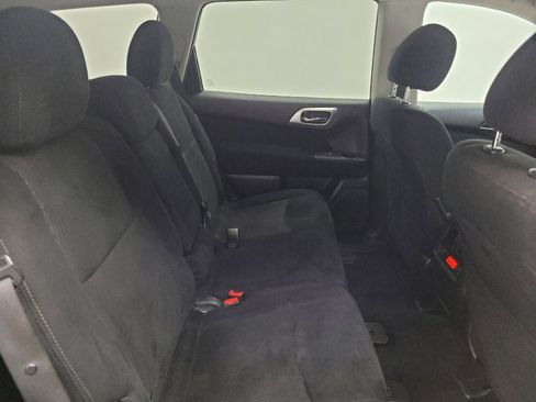 Used 2015 Nissan Pathfinder SV image 19