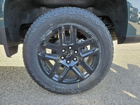 New 2026 Chevrolet Silverado 1500 Custom Trail Boss AWD/4WD image 16