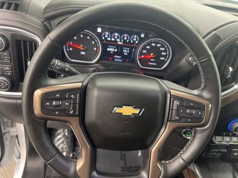Used 2023 Chevrolet Silverado 3500 High Country w/ Technology Package image 22