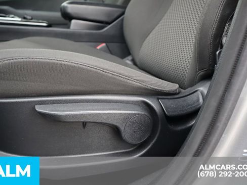 Used 2024 Kia Sportage LX image 11