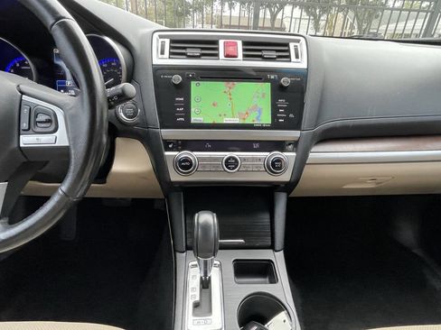 Used 2015 Subaru Outback 2.5i Limited image 26