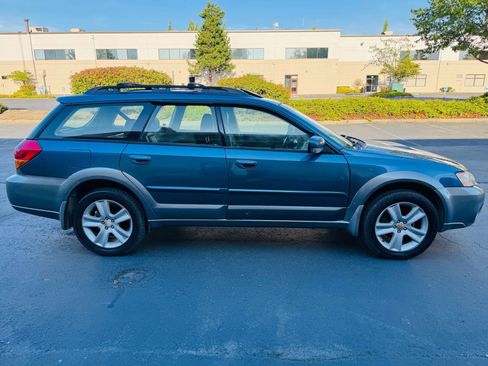 Used 2005 Subaru Outback 2.5XT Limited image 6