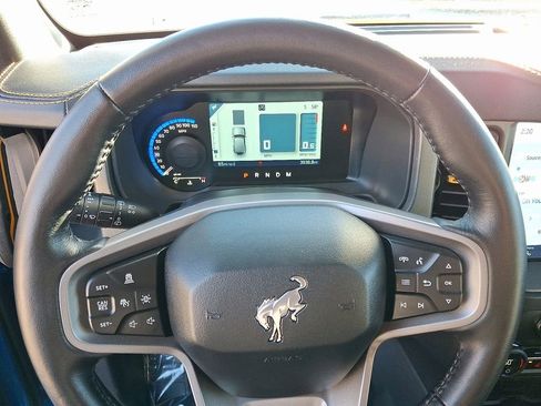 Used 2024 Ford Bronco Badlands image 20