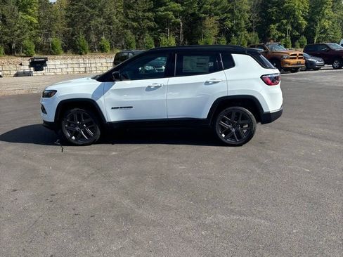 New 2026 Jeep Compass Limited image 7