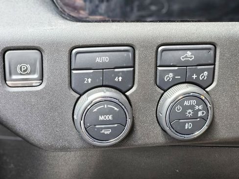Used 2022 Chevrolet Silverado 1500 RST w/ Redline Edition AWD/4WD image 49