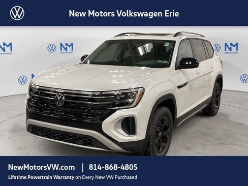 New 2026 Volkswagen Atlas Peak Edition AWD/4WD image 1