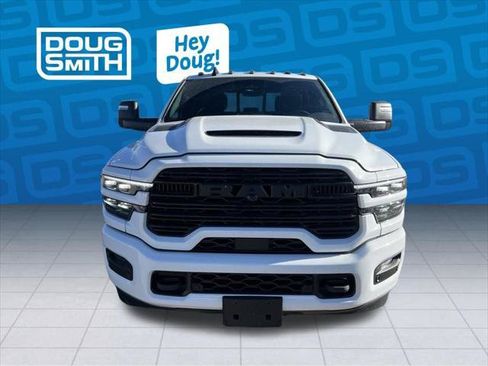 Certified 2026 RAM 2500 Laramie AWD/4WD image 8