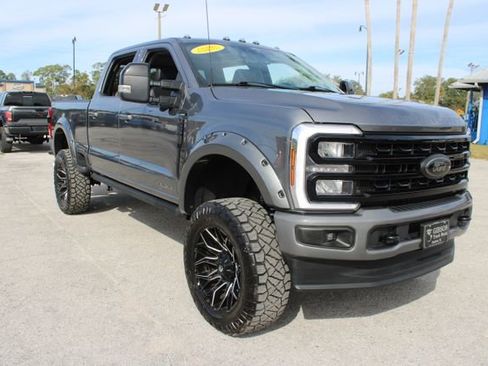 Used 2024 Ford F250 Lariat w/ Black Appearance Package image 15