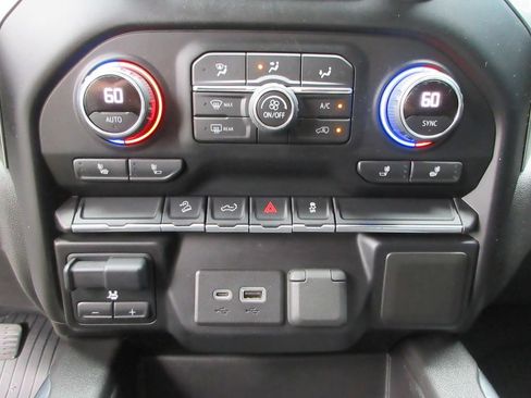 Certified 2021 Chevrolet Silverado 1500 LT Trail Boss w/ Bed Protection Package AWD/4WD image 32