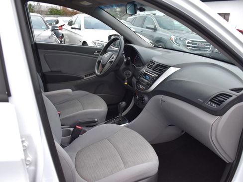 Used 2017 Hyundai Accent SE image 16