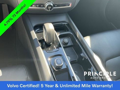 Certified 2024 Volvo S60 B5 Core image 18