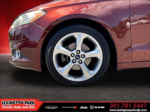 Used 2016 Ford Fusion S w/ Equipment Group 101A FWD image 31