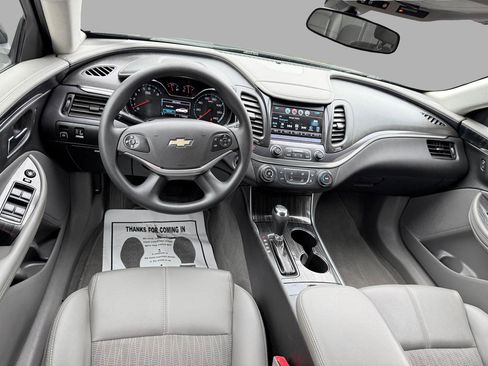 Used 2018 Chevrolet Impala LS FWD image 26