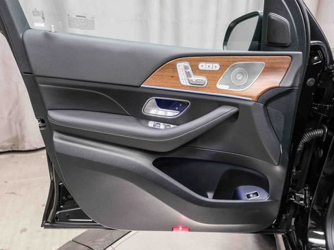 Certified 2025 Mercedes-Benz GLE 580 4MATIC image 20