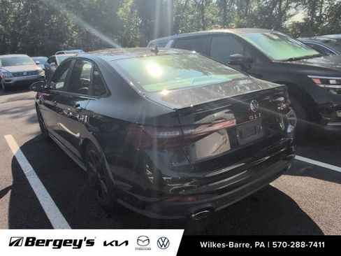 Used 2025 Volkswagen Jetta GLI Autobahn w/ GLI Black Package FWD image 15