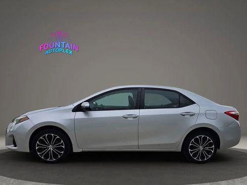 Used 2015 Toyota Corolla S FWD image 2