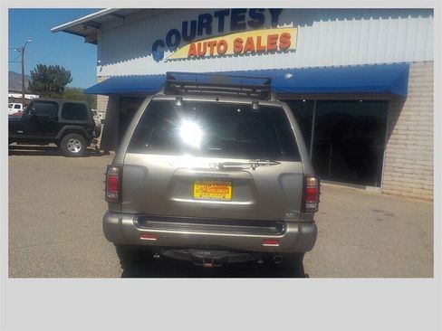 Used 2003 Nissan Pathfinder SE w/ SE Sunroof Pkg AWD/4WD image 7