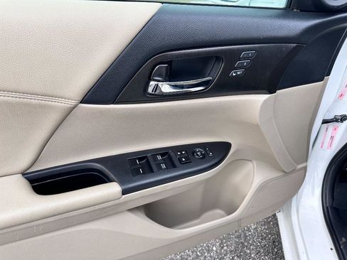Used 2015 Honda Accord EX-L image 10