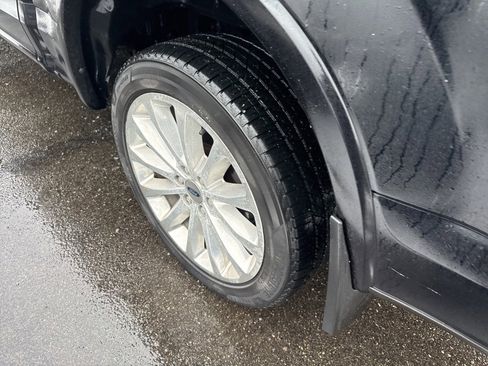 Used 2019 Ford F150 Limited w/ Trailer Tow Package image 7