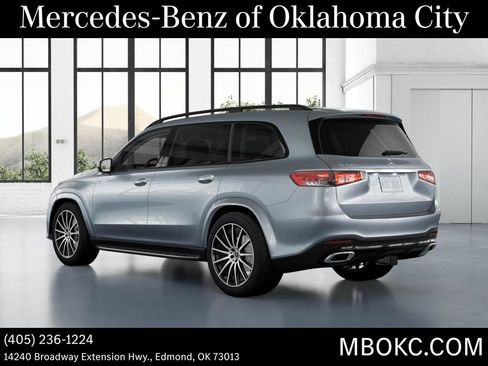 Used 2026 Mercedes-Benz GLS 450 4MATIC image 30