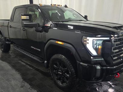 Used 2024 GMC Sierra 2500 AT4 w/ Technology Package