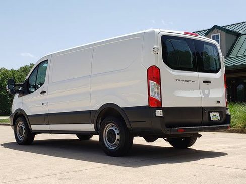 Used 2016 Ford Transit 150 130 Low Roof RWD image 3