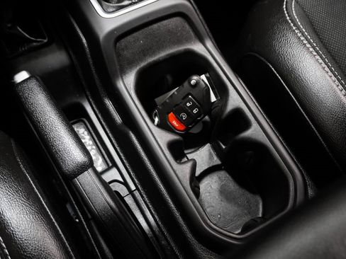 Certified 2023 Jeep Wrangler Sport image 30