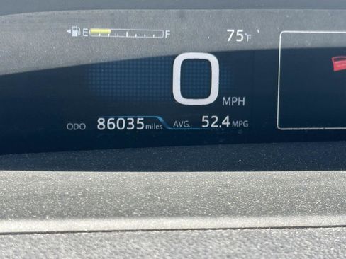 Used 2017 Toyota Prius Three Touring image 13