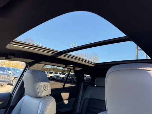 Used 2024 Honda Prologue Touring image 12