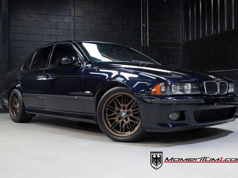 Used 2002 BMW M5 RWD image 1