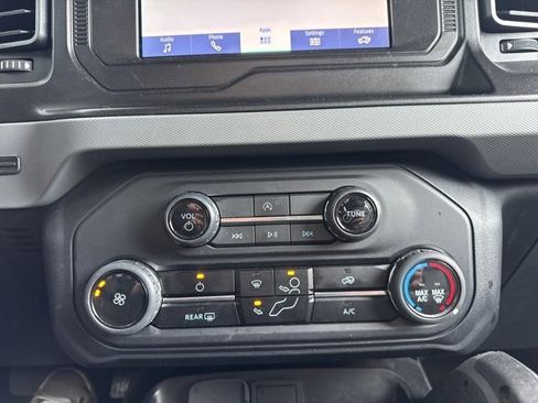 Used 2023 Ford Bronco Big Bend w/ Sasquatch Package image 14