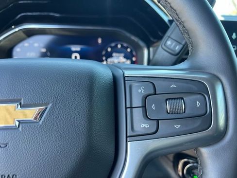 Used 2025 Chevrolet Silverado 2500 LT w/ Convenience Package AWD/4WD image 18