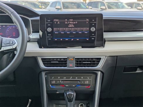 New 2026 Volkswagen Taos SEL image 19