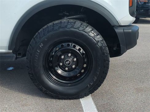 Certified 2023 Ford Bronco Black Diamond image 11