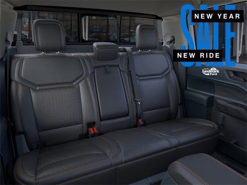 New 2025 Ford Maverick Tremor image 11