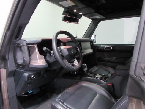 New 2025 Ford Bronco Outer Banks AWD/4WD image 13