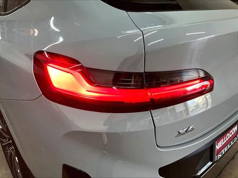 Certified 2024 BMW X4 M40i image 30