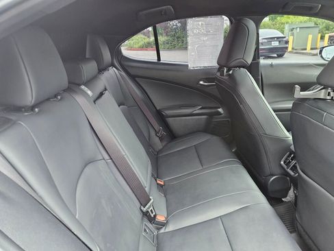 Used 2024 Lexus UX 250h F Sport AWD/4WD image 16